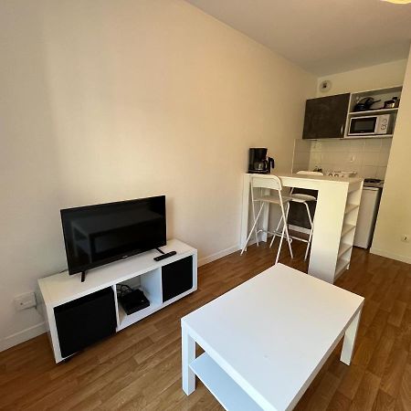 Acajou, Studio Avec Terrasse Et Parking Prive 凯恩 外观 照片